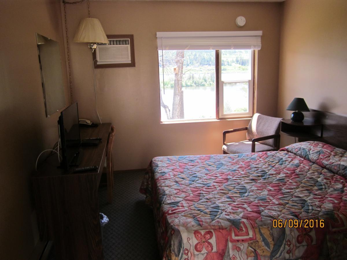 Valleyview Motel Williams Lake Exterior photo