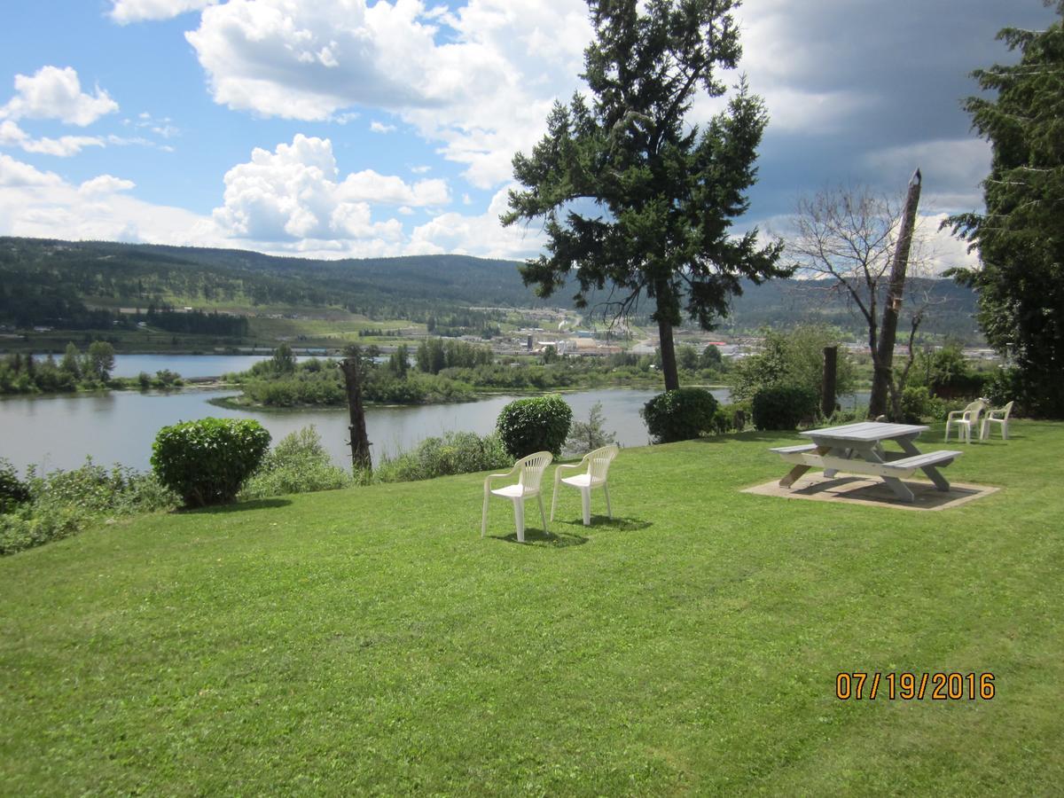 Valleyview Motel Williams Lake Exterior photo